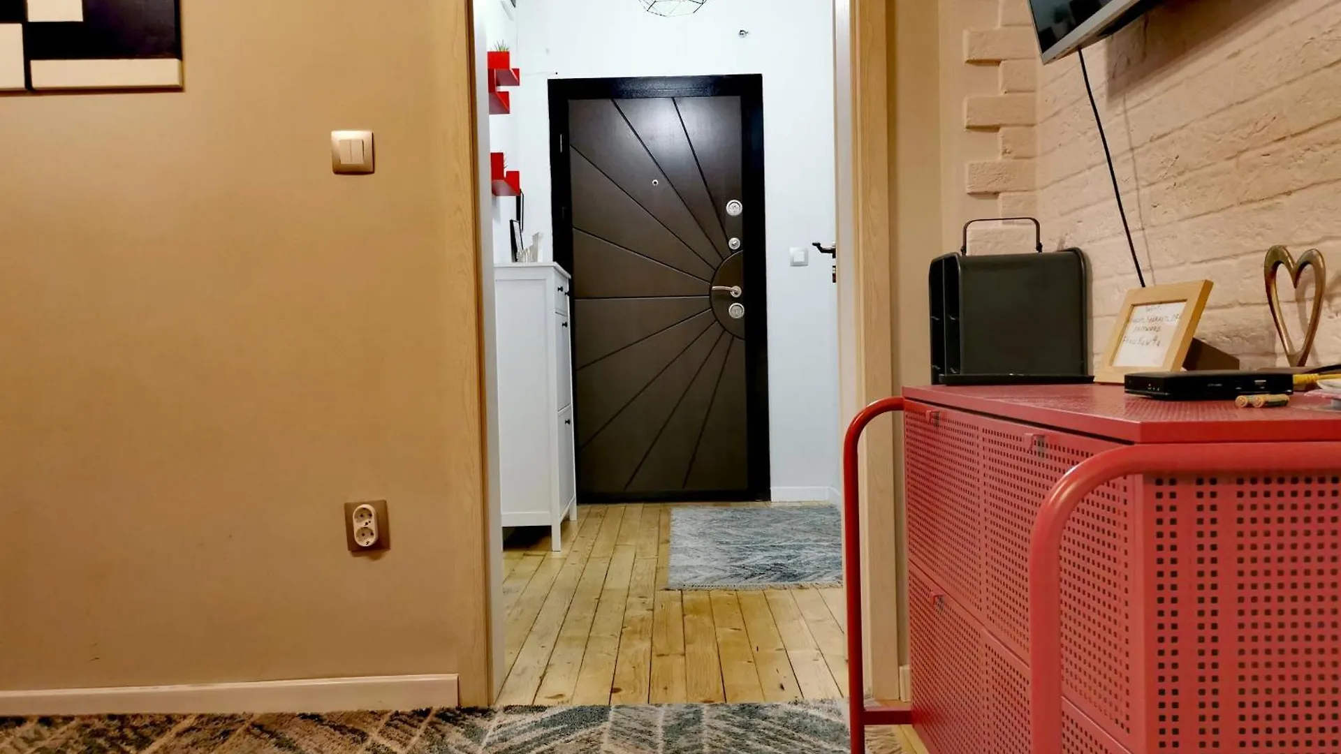 Spacious In The Heart Of The Center Quiet & Comfy Sofia Apartment